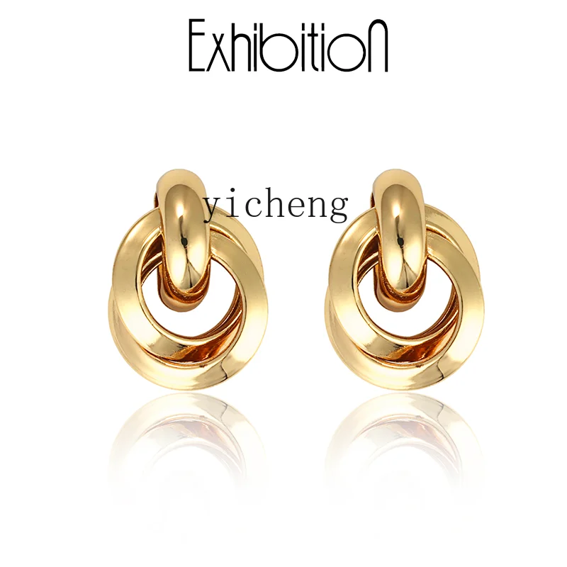 L European and American French high-end temperament simple earrings earrings niche cold wind women
L European and American French high-end temperament simple earrings earrings niche cold wind women