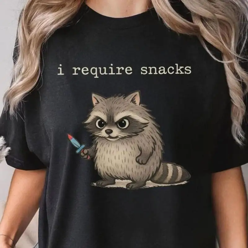 Funny I Require Snacks T-shirt for Women Men Cute Racoon Graphic Tee Humorous Animal Slogan Top Y2K Streetwear Gift 
Funny I Require Snacks T-shirt for Women Men Cute Racoon Graphic Tee Humorous Animal Slogan Top Y2K Streetwear Gift
