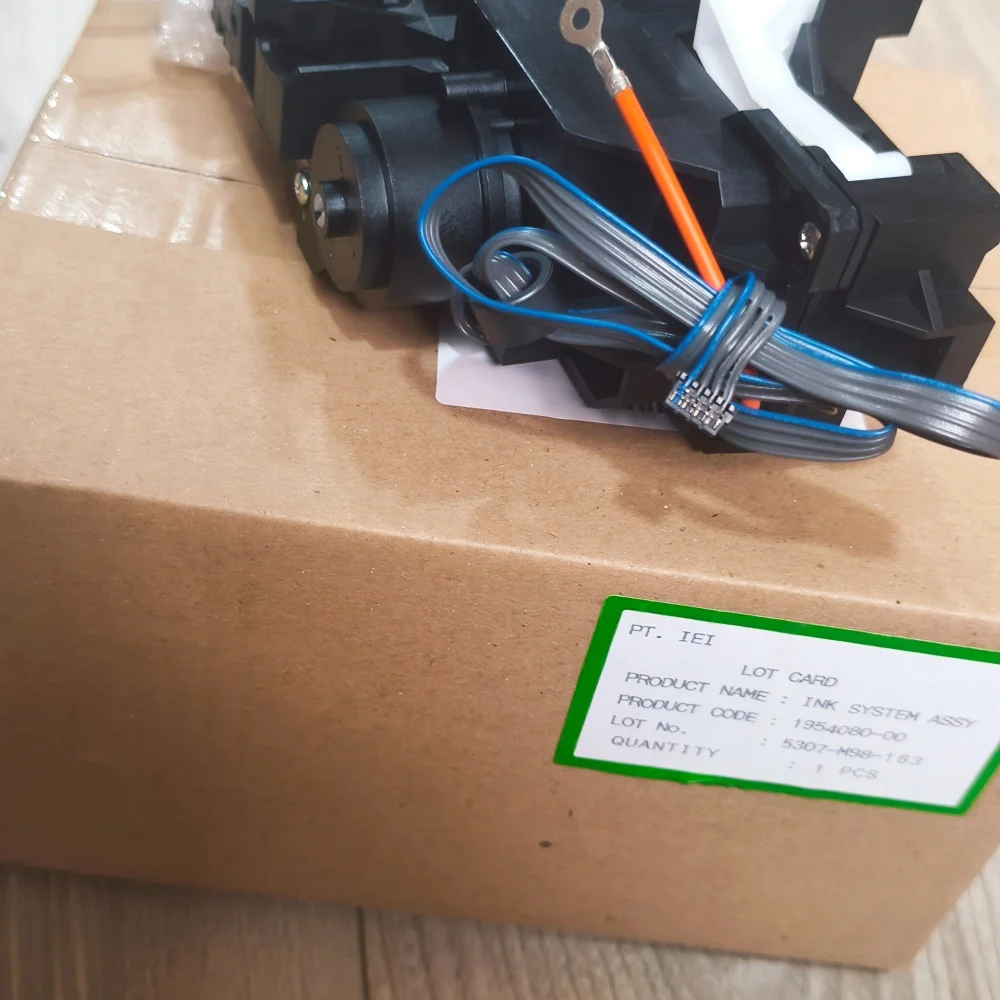 Б/у чернильный насос в сборе, укупорочная станция для Epson R1390 R1400 R1410 R1420 R1430 L1800 L1500, блок очистки в сборе 1555374-04 
Б/у чернильный насос в сборе, укупорочная станция для Epson R1390 R1400 R1410 R1420 R1430 L1800 L1500, блок очистки в сборе 1555374-04