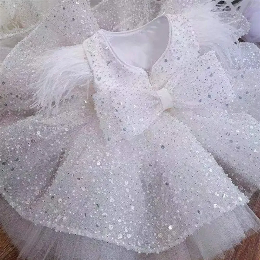Cute Flower Girl Wedding Dress Sequined Feather with Bow Puffy Princess Birthday Party Kids Holy Communion Gown Customized
Cute Flower Girl Wedding Dress Sequined Feather with Bow Puffy Princess Birthday Party Kids Holy Communion Gown Customized