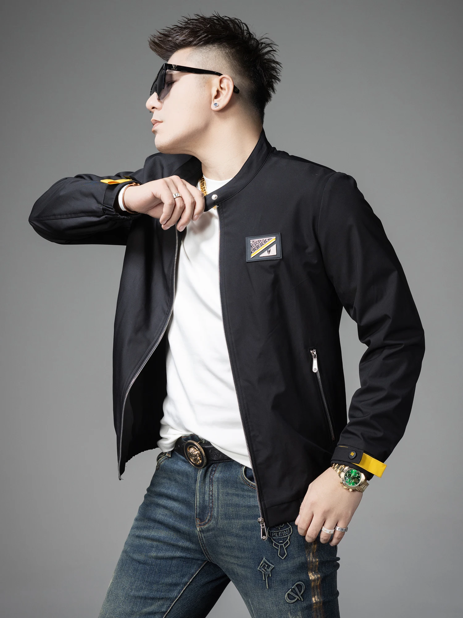 Мужская куртка Sli с воротником-стойкой, модная, высококачественная, городская молодежная верхняя одежда, на молнии, ветрозащитная, из полиэстера
Мужская куртка Sli с воротником-стойкой, модная, высококачественная, городская молодежная верхняя одежда, на молнии, ветрозащитная, из полиэстера