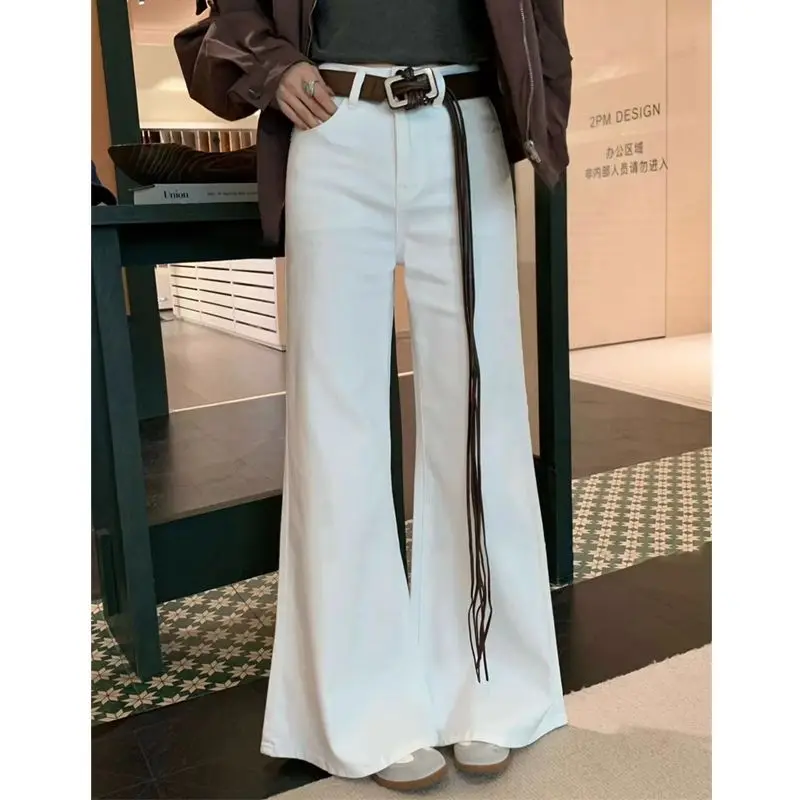 Women's 2025 Fall Jeans Wide Leg Flared Trousers High Quality Denim Pants Casual Comfort Waist Loose Fit Straight Drag
Women's 2025 Fall Jeans Wide Leg Flared Trousers High Quality Denim Pants Casual Comfort Waist Loose Fit Straight Drag