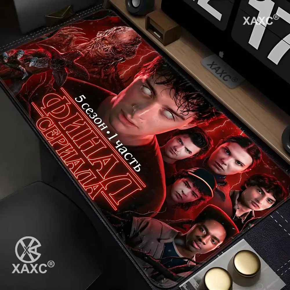 Stranger Gifts Thing Demogorgon Computer Gaming Large Mouse Pad Office Non-slip E-Sports PC Locked Edge Natural Rubber Table Mat
Stranger Gifts Thing Demogorgon Computer Gaming Large Mouse Pad Office Non-slip E-Sports PC Locked Edge Natural Rubber Table Mat
