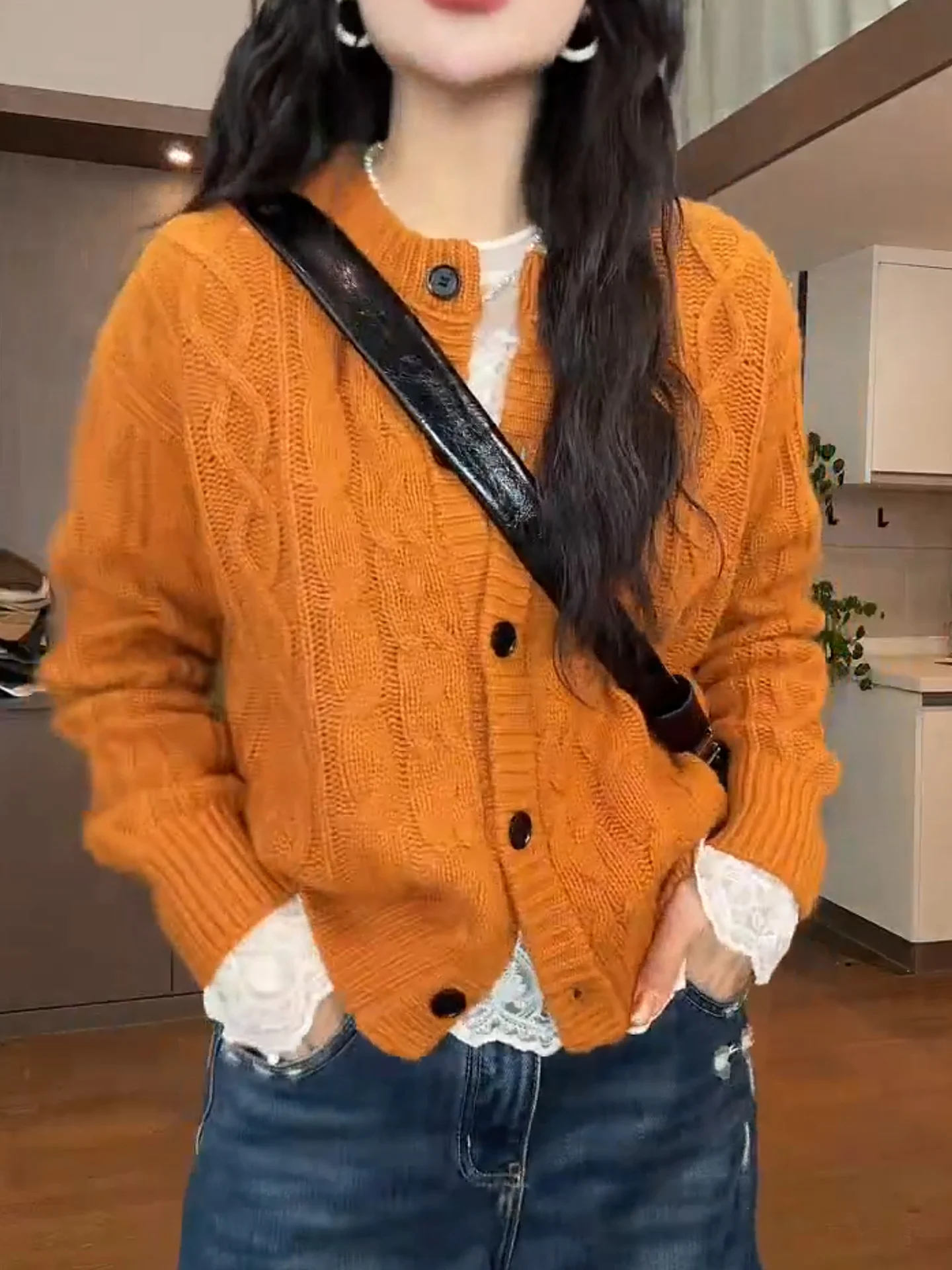 2025 New Design Orange Color Knitted Long Sve round Ne Open Cardigan Women's Slimming Sweater Outerwear Comfortable Commute
2025 New Design Orange Color Knitted Long Sve round Ne Open Cardigan Women's Slimming Sweater Outerwear Comfortable Commute