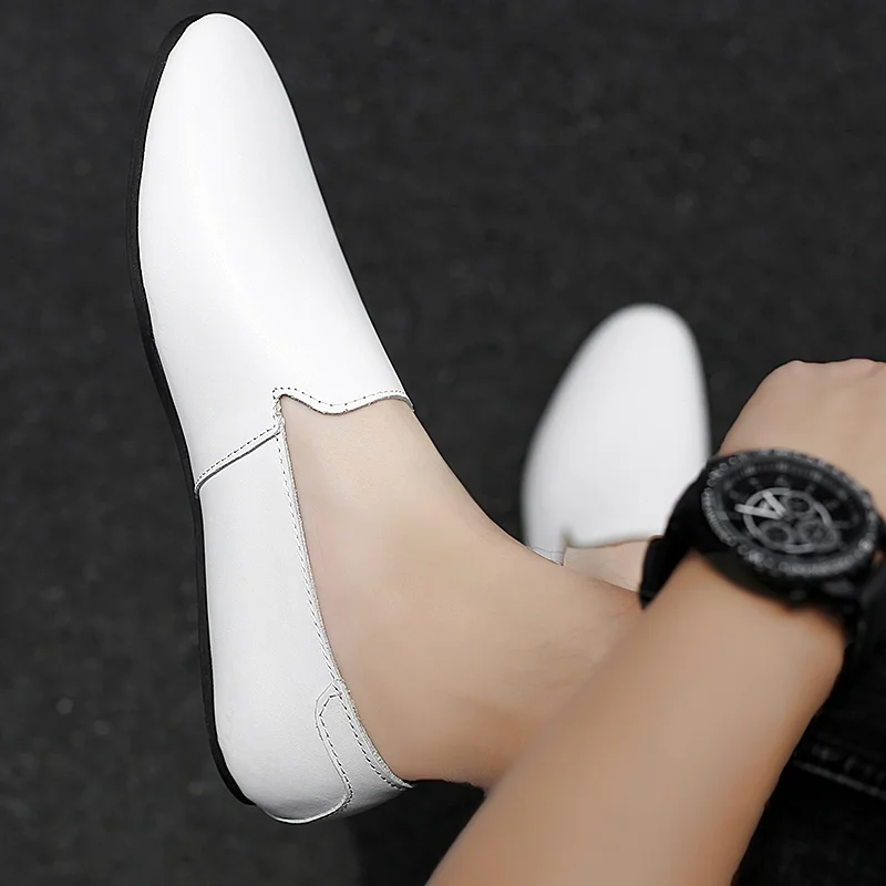 Leather Casual Shoes Men's Soft Bottom Driving Bean Bean Shoes Pointed Toe Retro Style Comfortable Breathable Slip-On Loafers
Leather Casual Shoes Men's Soft Bottom Driving Bean Bean Shoes Pointed Toe Retro Style Comfortable Breathable Slip-On Loafers