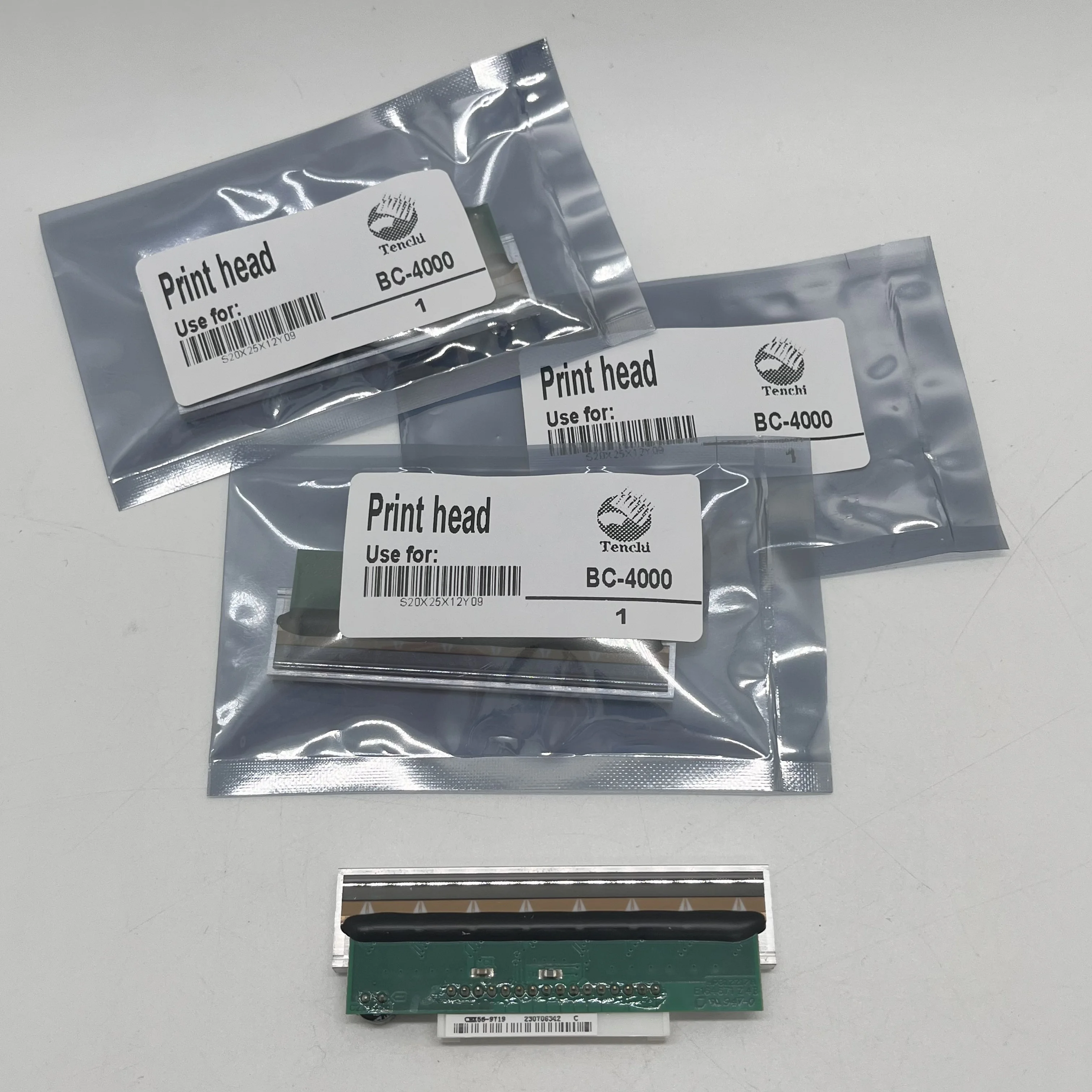 Бесплатная доставка. Новая оригинальная термоголовка для принтеров этикеток Ishida Uni-3 BC-4000 BC-6000l2 BC-8000.
Бесплатная доставка. Новая оригинальная термоголовка для принтеров этикеток Ishida Uni-3 BC-4000 BC-6000l2 BC-8000.