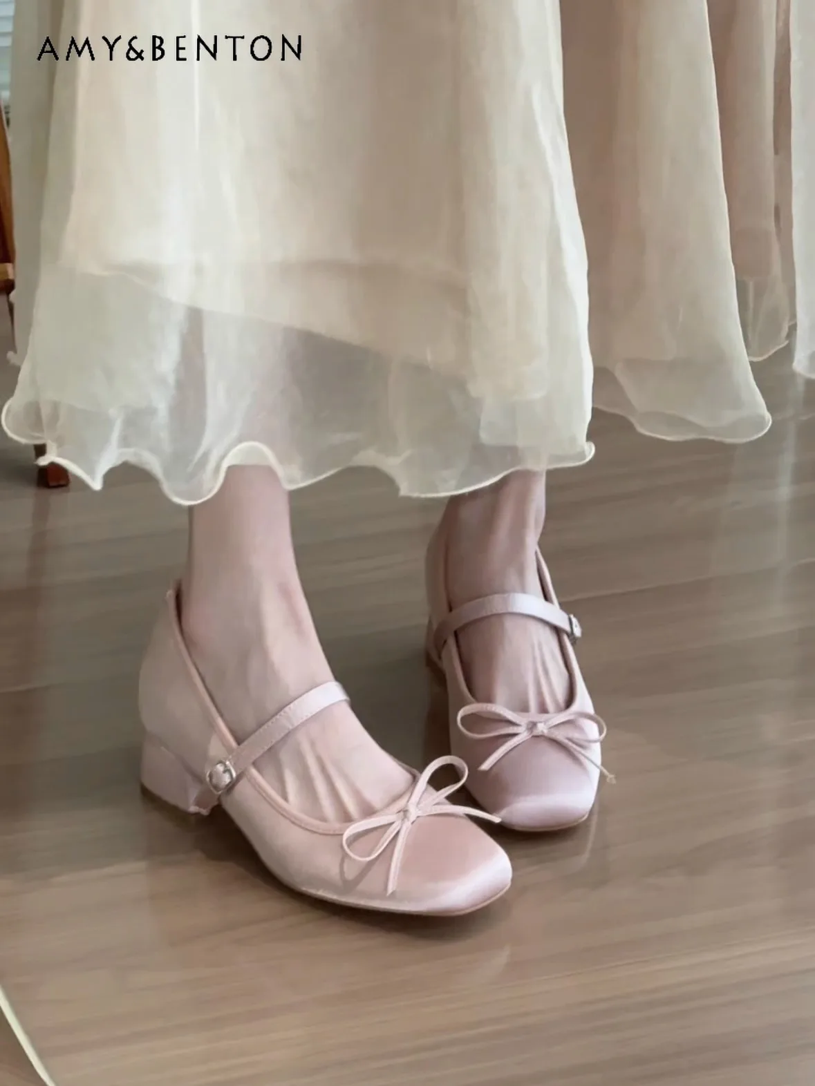 Ladies Inner Height Increase 7CM Pink Satin Bow High Heel Mary Jane Shoes Thick Heel Soft Sole Versatile Ballet Shoes
Ladies Inner Height Increase 7CM Pink Satin Bow High Heel Mary Jane Shoes Thick Heel Soft Sole Versatile Ballet Shoes