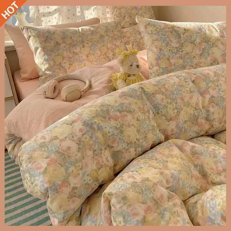 French Style Small Floral Three Piece Bedding Set Student Dormitory Bedding Quilt Cover Sheet Country Style Pure Skin Friendly
French Style Small Floral Three Piece Bedding Set Student Dormitory Bedding Quilt Cover Sheet Country Style Pure Skin Friendly