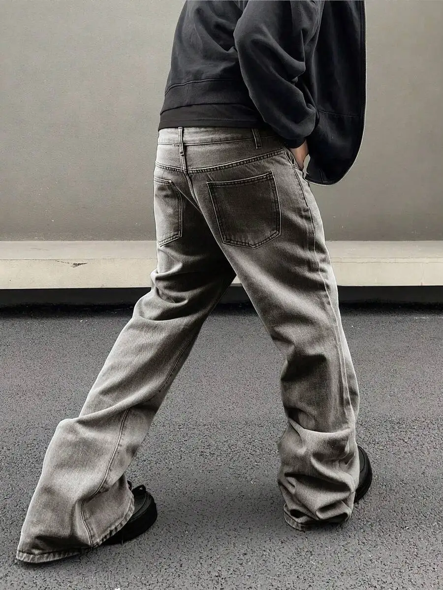Loose Straight Casual Denim Jeans With Pockets For Men
Loose Straight Casual Denim Jeans With Pockets For Men