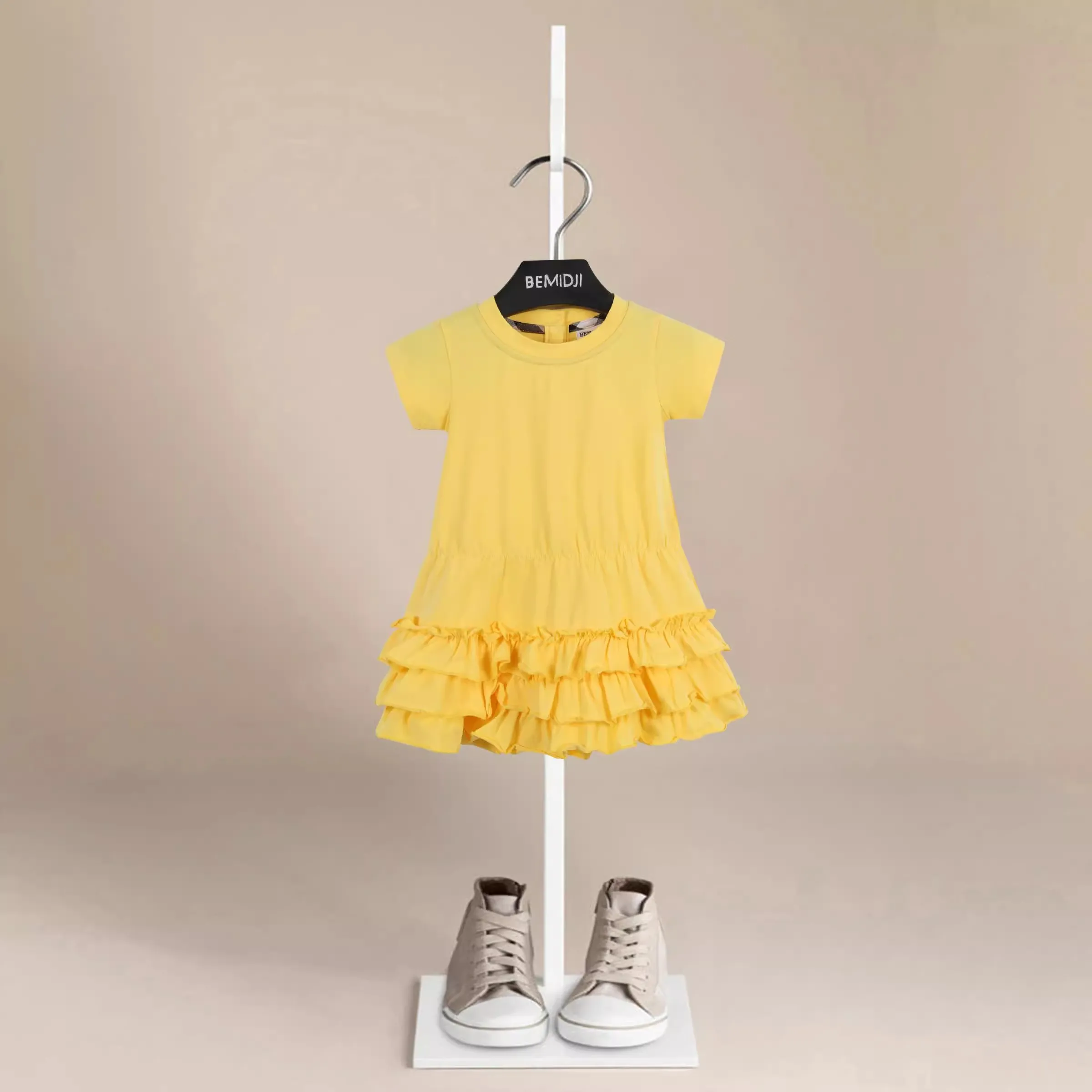 Girls Summer Elastic Cute Short Sleeves Daily Casual Dress Infant Cake Skirt Fashion Yellow White Princess Dress Clothing 1-6Y
Girls Summer Elastic Cute Short Sleeves Daily Casual Dress Infant Cake Skirt Fashion Yellow White Princess Dress Clothing 1-6Y
