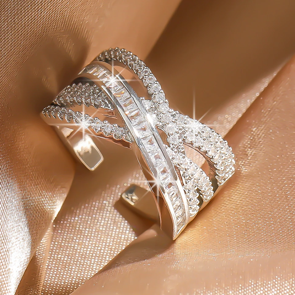 RAKOL Fashion Geometric Zircon Rings for Women Exquisite Silver Color Open Ring Women's Jewelry Wedding Party Jewelry
RAKOL Fashion Geometric Zircon Rings for Women Exquisite Silver Color Open Ring Women's Jewelry Wedding Party Jewelry