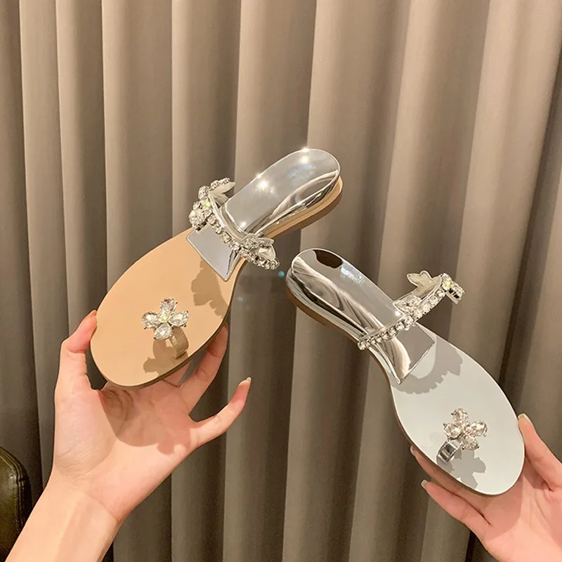 New Women's Shoes Summer Fashion Flat Slippers Designer Shoes for Women Luxury Rhinestone Casual Shoes Footwear Zapatos De Mujer
New Women's Shoes Summer Fashion Flat Slippers Designer Shoes for Women Luxury Rhinestone Casual Shoes Footwear Zapatos De Mujer