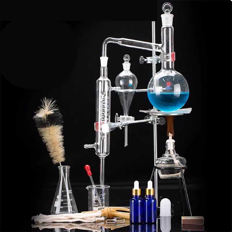 Complete set of distilled water device, essential oil distillation and extraction device, serpentine condenser tube, distillatio
Complete set of distilled water device, essential oil distillation and extraction device, serpentine condenser tube, distillatio