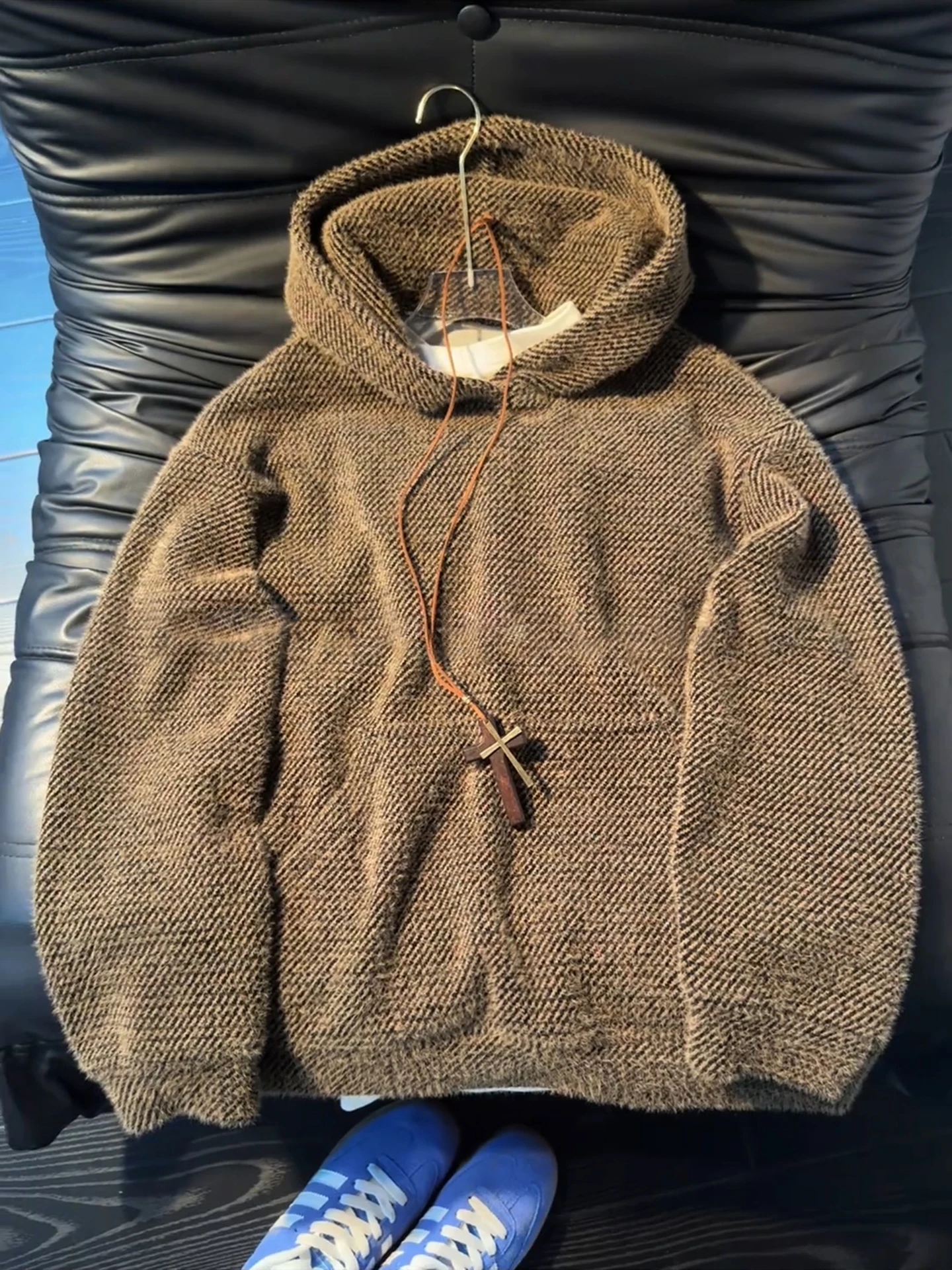 Tianxing Knitted Hoodie Men's Autumn Winter Heavyweight Hardwearing American Retro Sle Outerwear Comfortable Long Sve Cr...
Tianxing Knitted Hoodie Men's Autumn Winter Heavyweight Hardwearing American Retro Sle Outerwear Comfortable Long Sve Cr...