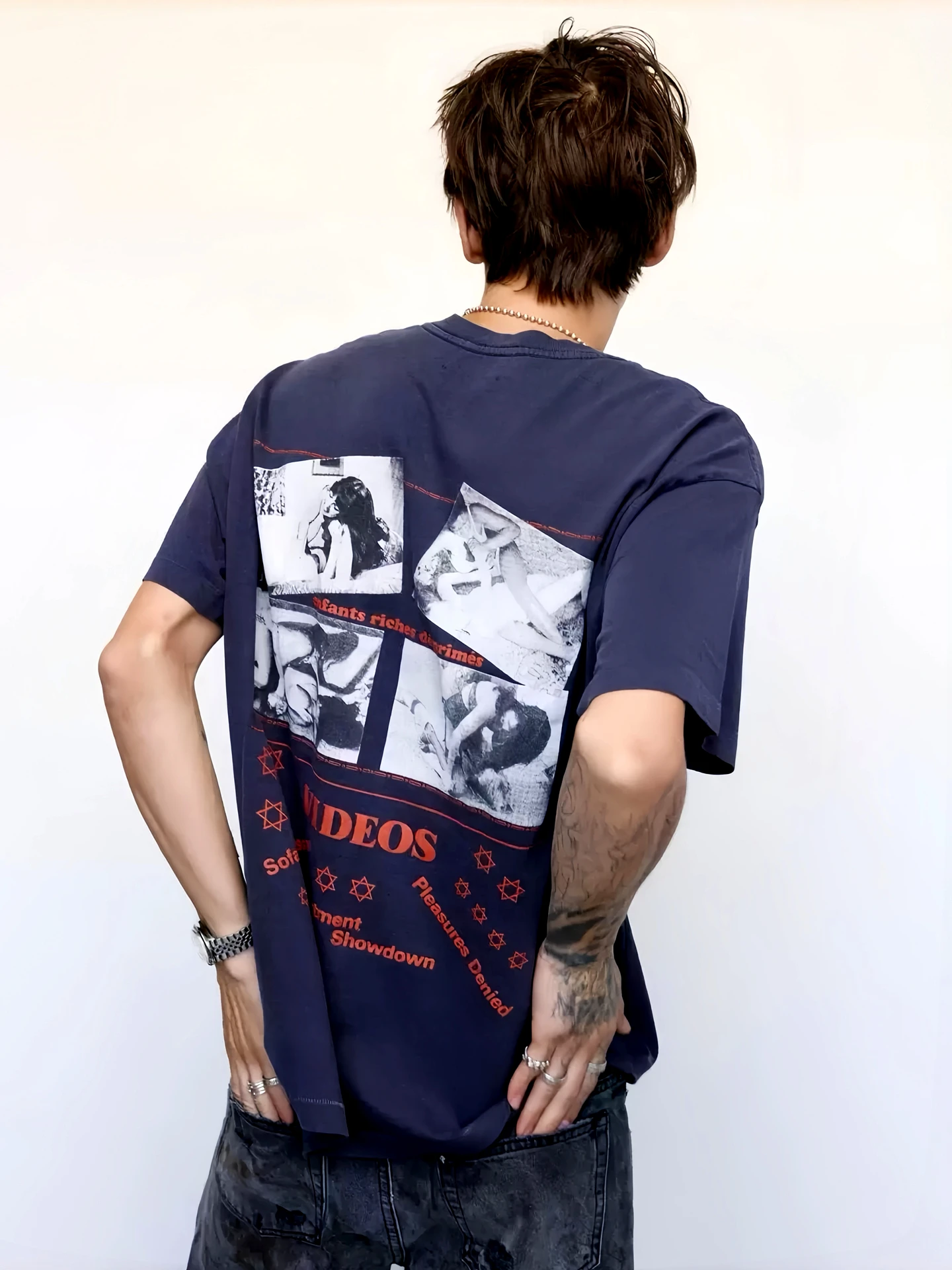 Washed Vintage Short Sleeve T-Shirt Loose Fit Unisex Casual Streetwear American Style Blue for Youth And Couples Cotton Tee
Washed Vintage Short Sleeve T-Shirt Loose Fit Unisex Casual Streetwear American Style Blue for Youth And Couples Cotton Tee