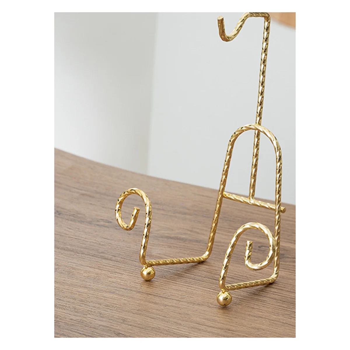 A06RP Tea Cup Holder Gold Mug Holder Tea Set Display Stand Gold Metal Cup Saucer Display Stand
A06RP Tea Cup Holder Gold Mug Holder Tea Set Display Stand Gold Metal Cup Saucer Display Stand