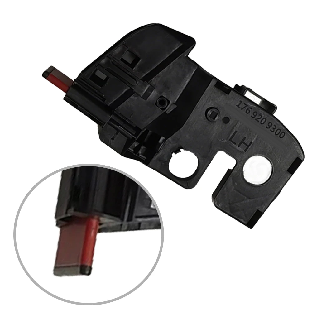 Rear Left Seat Lock Bracket Housing Assembly 1769209300 for Mercedes For W176 A-Class W117 CLA Model Years 2013 to 2019
Rear Left Seat Lock Bracket Housing Assembly 1769209300 for Mercedes For W176 A-Class W117 CLA Model Years 2013 to 2019