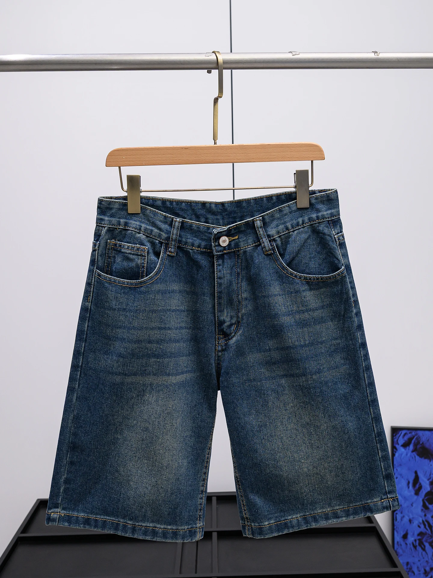 Retro Washed Men's Casual Five-Point Shorts Stylish And Handsome Summer Fashionable Straight Leg Short Pants for Men
Retro Washed Men's Casual Five-Point Shorts Stylish And Handsome Summer Fashionable Straight Leg Short Pants for Men