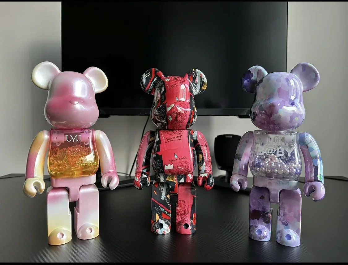 Resin ornaments low luxury violent bear character ornaments 400% resin violent bear office bedroom living room ornaments
Resin ornaments low luxury violent bear character ornaments 400% resin violent bear office bedroom living room ornaments