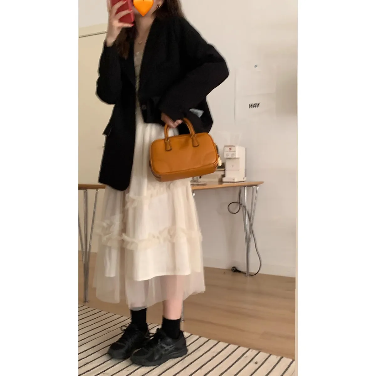 Женский пиджак с длинными рукавами и карманами, элегантный, качественный, свободного кроя, из полиэстера, для весны, лета и осени
Женский пиджак с длинными рукавами и карманами, элегантный, качественный, свободного кроя, из полиэстера, для весны, лета и осени