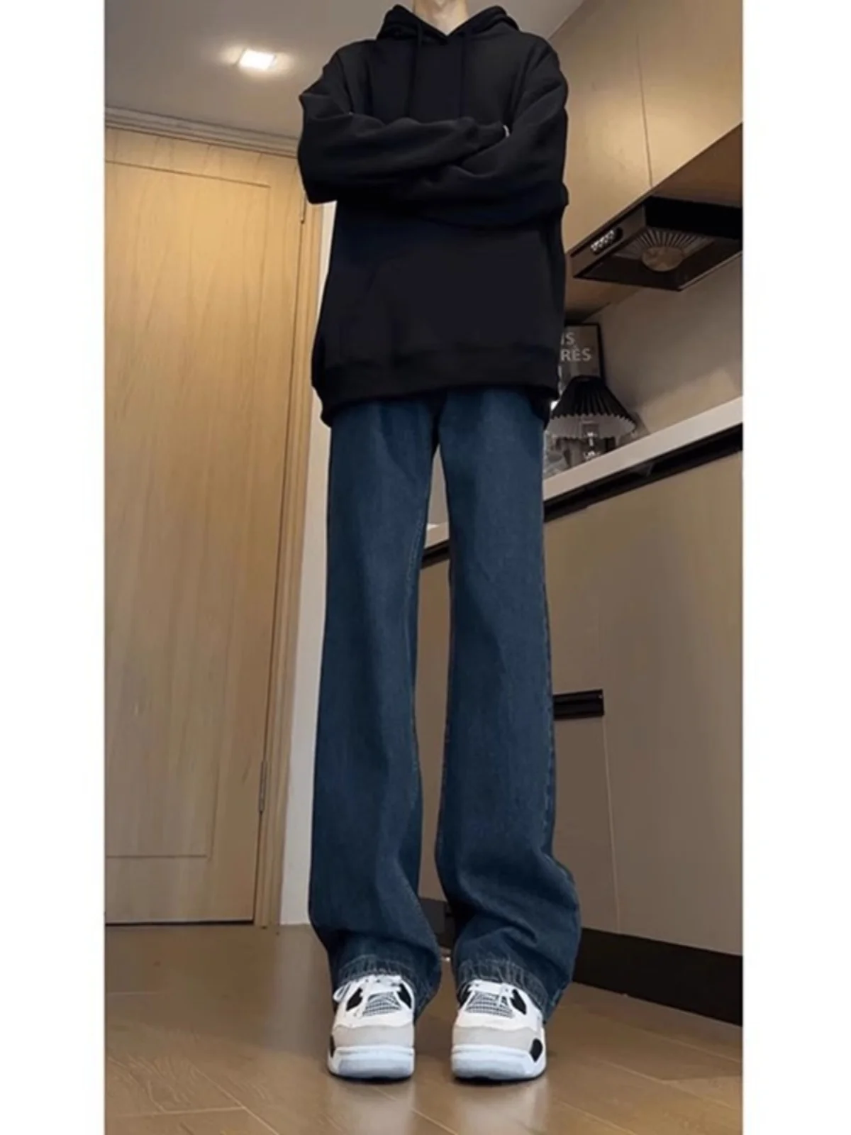 Мужские джинсы Deep Blue прямого кроя, свободные, слегка расклешенные, длинные брюки в американском стиле High Street, весна-осень, повседневные, молодежные, модные
Мужские джинсы Deep Blue прямого кроя, свободные, слегка расклешенные, длинные брюки в американском стиле High Street, весна-осень, повседневные, молодежные, модные