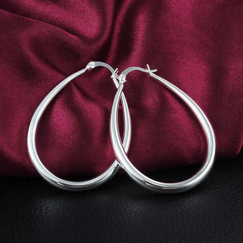 925 Sterling Silver 4CM Smooth Circle Hoop Earrings Hook for Women Fashion Charm High Quality Wedding Party Jewelry Gifts
925 Sterling Silver 4CM Smooth Circle Hoop Earrings Hook for Women Fashion Charm High Quality Wedding Party Jewelry Gifts