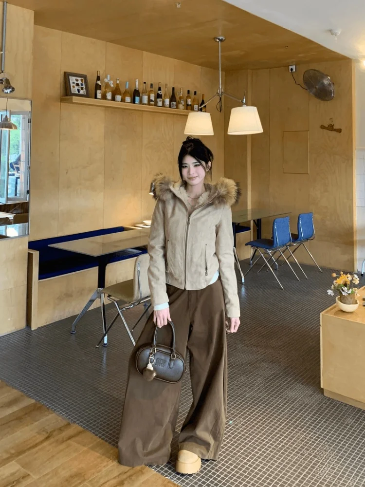 Модная толстовка с капюшоном и меховым воротником, универсальная, в корейском стиле, свободного кроя, женская, теплая, с длинными рукавами, повседневный топ
Модная толстовка с капюшоном и меховым воротником, универсальная, в корейском стиле, свободного кроя, женская, теплая, с длинными рукавами, повседневный топ