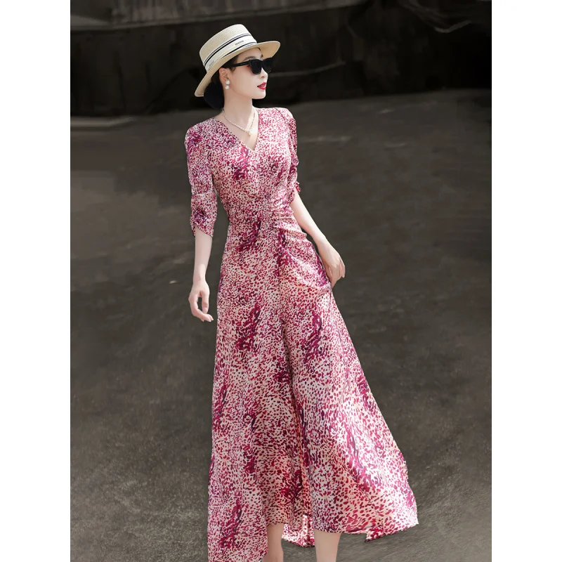 MEXCOCO 2026 New Summer Elegant V Neck Puff Three Quarter Sleeve Printed Chiffon Ruched Waist Slim Flowy Maxi Dress
MEXCOCO 2026 New Summer Elegant V Neck Puff Three Quarter Sleeve Printed Chiffon Ruched Waist Slim Flowy Maxi Dress