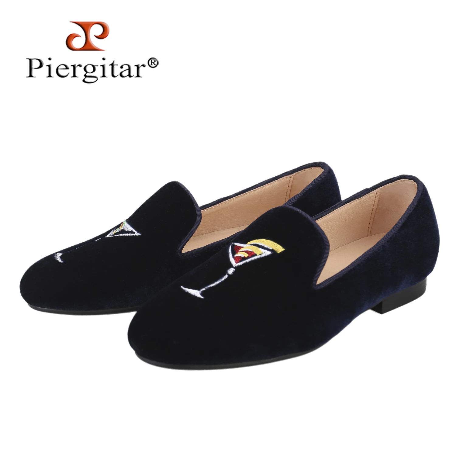 Piergitar Classic Style Wineglass Embroidery Of Navy Velvet Women Slip On Loafers Handmade Lady's Casual Shoes Leather Insole
Piergitar Classic Style Wineglass Embroidery Of Navy Velvet Women Slip On Loafers Handmade Lady's Casual Shoes Leather Insole