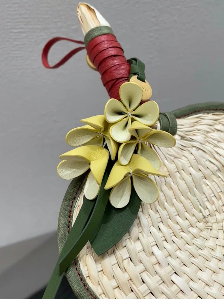 Top Layer Cowhide Osmanthus Flower Bags Pendant Artificial Flower Pendant Stereo Pendant Key Bag Accessories Hanging Decorations
Top Layer Cowhide Osmanthus Flower Bags Pendant Artificial Flower Pendant Stereo Pendant Key Bag Accessories Hanging Decorations
