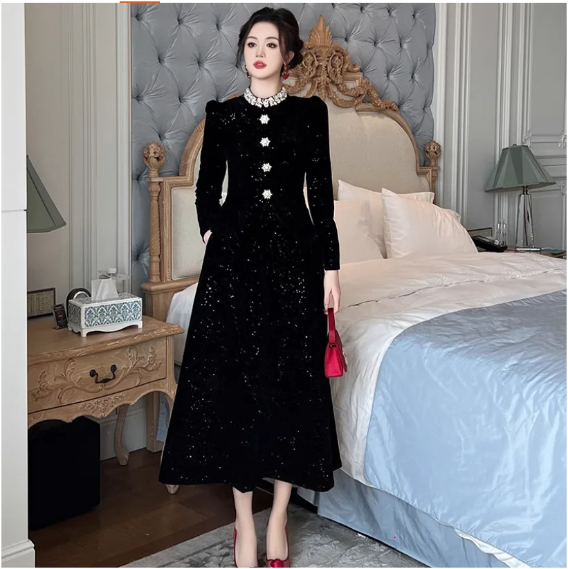 European high-end light luxury diamond studded dress with high waist and slimming effect
European high-end light luxury diamond studded dress with high waist and slimming effect