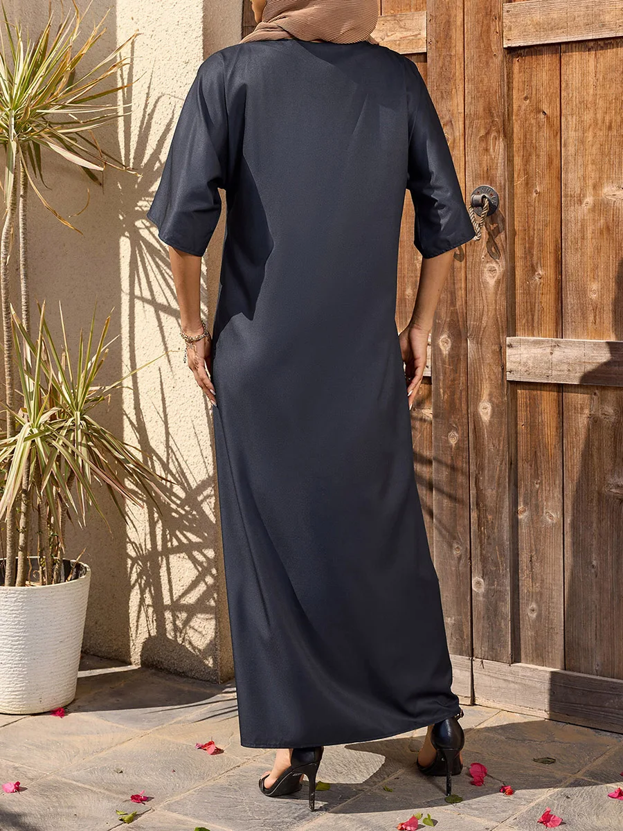 Elegant Floral Print Maxi Dress with 3 4 Sleeves and Round Neckline Perfect for Ramadan Celebrations and Special Occasions in
Elegant Floral Print Maxi Dress with 3 4 Sleeves and Round Neckline Perfect for Ramadan Celebrations and Special Occasions in