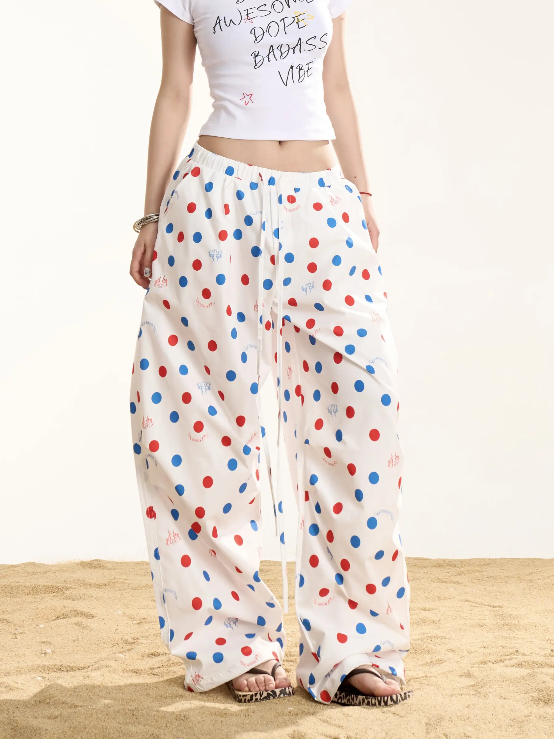 Onlpp American Retro Polka Dot Print Wide Leg Pants Women Summer High Waist Slimming Versatile Design Long Pants
Onlpp American Retro Polka Dot Print Wide Leg Pants Women Summer High Waist Slimming Versatile Design Long Pants