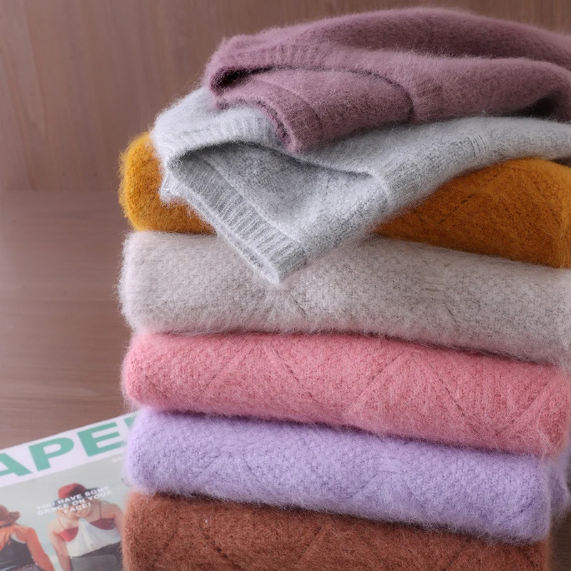 Fall/Winter New Fashion High-Necked Mink Cashmere Sweater Women Loose Jacquard Top-Grade Knitted Bottoming Shirt
Fall/Winter New Fashion High-Necked Mink Cashmere Sweater Women Loose Jacquard Top-Grade Knitted Bottoming Shirt