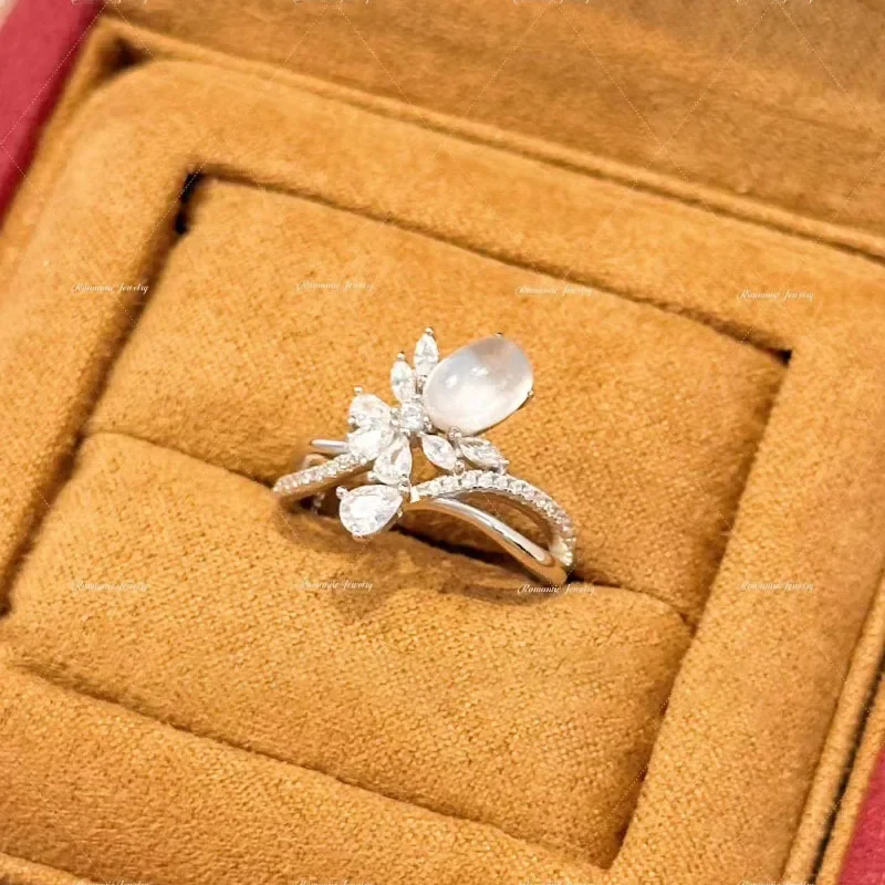 925 silver natural ice translucent chalcedony rings for women irregular fashion exquisite light luxury butterfly ring Jewelry
925 silver natural ice translucent chalcedony rings for women irregular fashion exquisite light luxury butterfly ring Jewelry