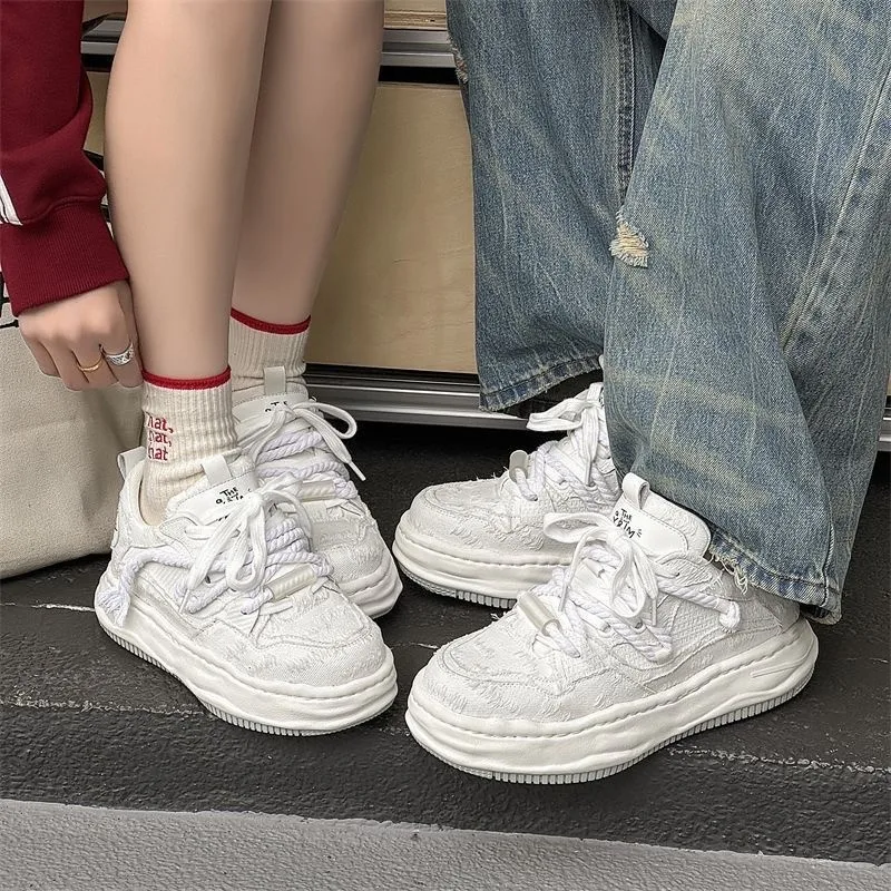 New Men's Flat Bottom Board Shoes Vintage Worn Sporty Casual Dirty Shoes Retro Dissolving Design Breathable Mesh Upper Rubber
New Men's Flat Bottom Board Shoes Vintage Worn Sporty Casual Dirty Shoes Retro Dissolving Design Breathable Mesh Upper Rubber