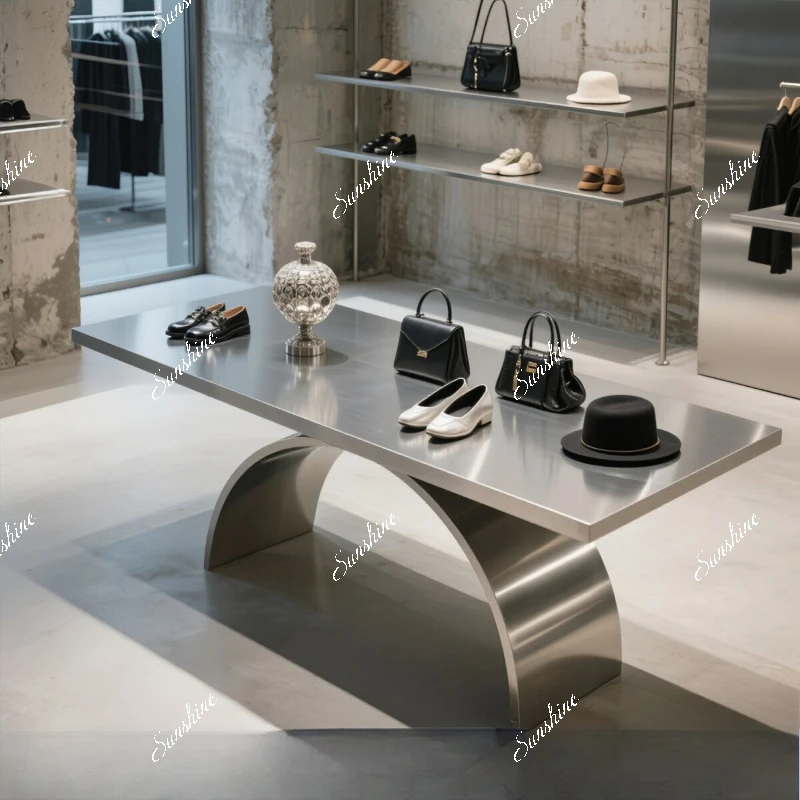 Clothing store Nakajima display stand Stainless steel water table Jewelry shoe bag display
Clothing store Nakajima display stand Stainless steel water table Jewelry shoe bag display