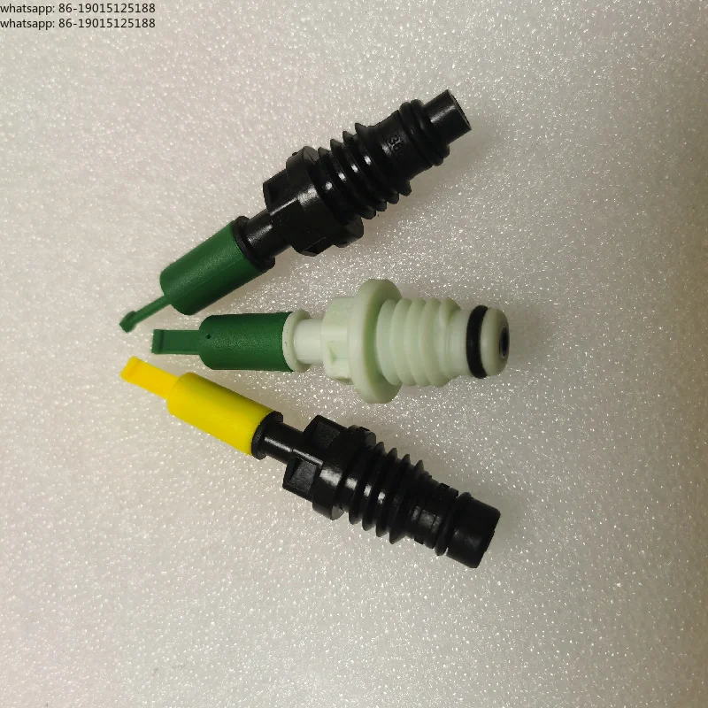 Factory Direct Urea pump maintenance kit, each set with 3 suction liquid group connectors 612640130088
Factory Direct Urea pump maintenance kit, each set with 3 suction liquid group connectors 612640130088