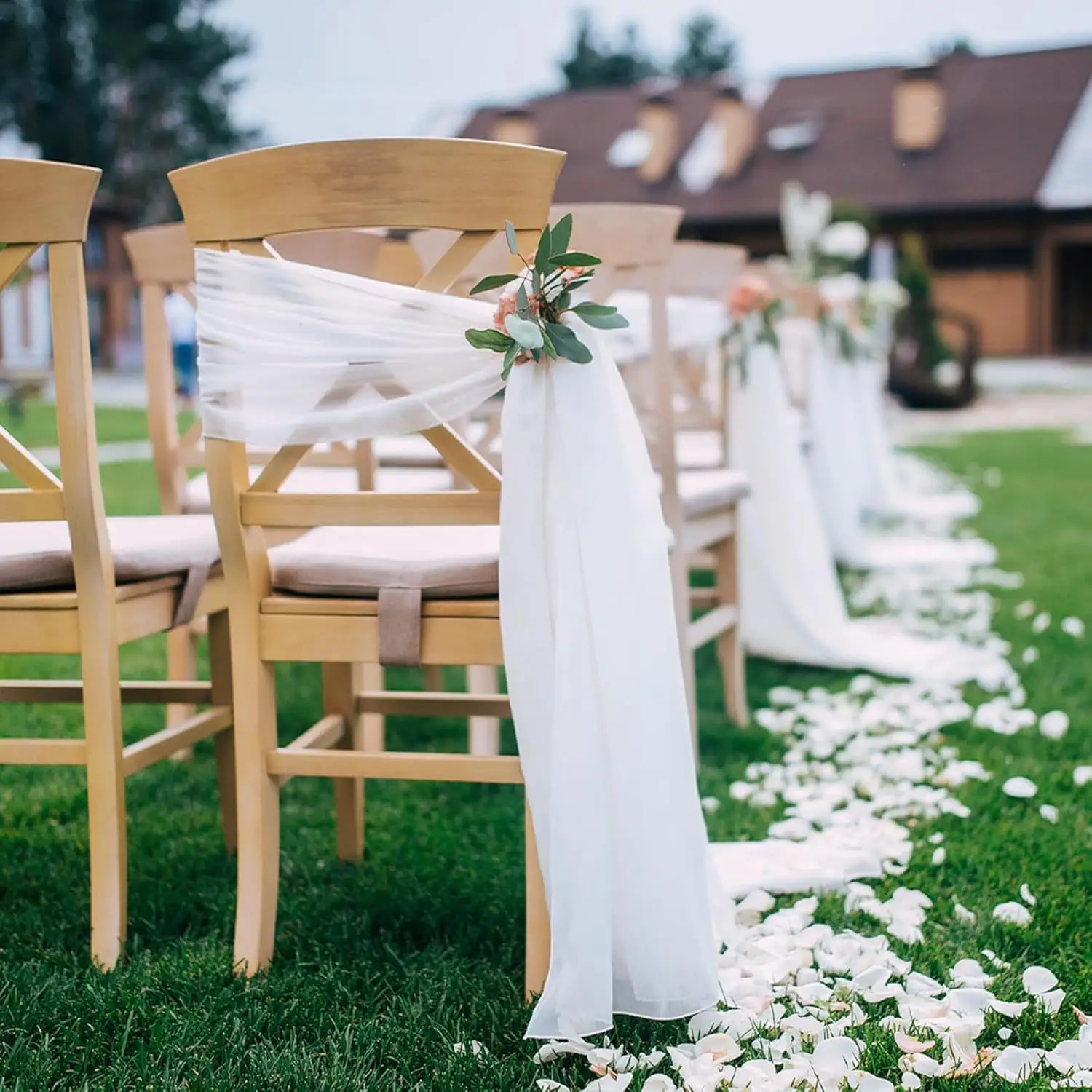 Balinese yarn chair streamer beauty yarn Valentine's Day hotel wedding banquet meeting table decoration pearlescent yarn curtain
Balinese yarn chair streamer beauty yarn Valentine's Day hotel wedding banquet meeting table decoration pearlescent yarn curtain