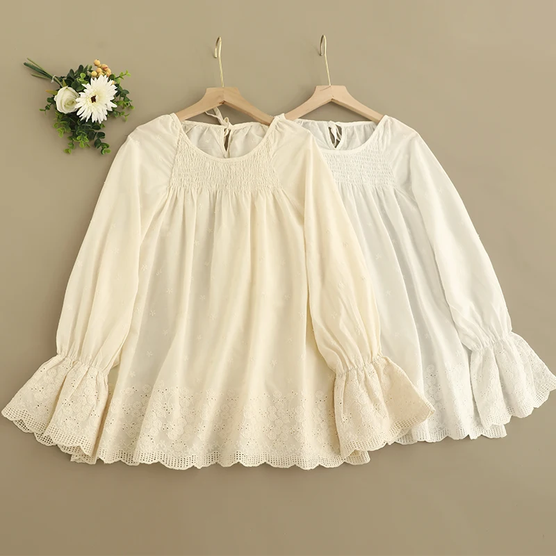 Spring Summer New Japanese Sweet Mori Girl Embroidery Hem Cotton Shirts Women O-Neck Flare Long Sleeve Casual Loose Tops
Spring Summer New Japanese Sweet Mori Girl Embroidery Hem Cotton Shirts Women O-Neck Flare Long Sleeve Casual Loose Tops