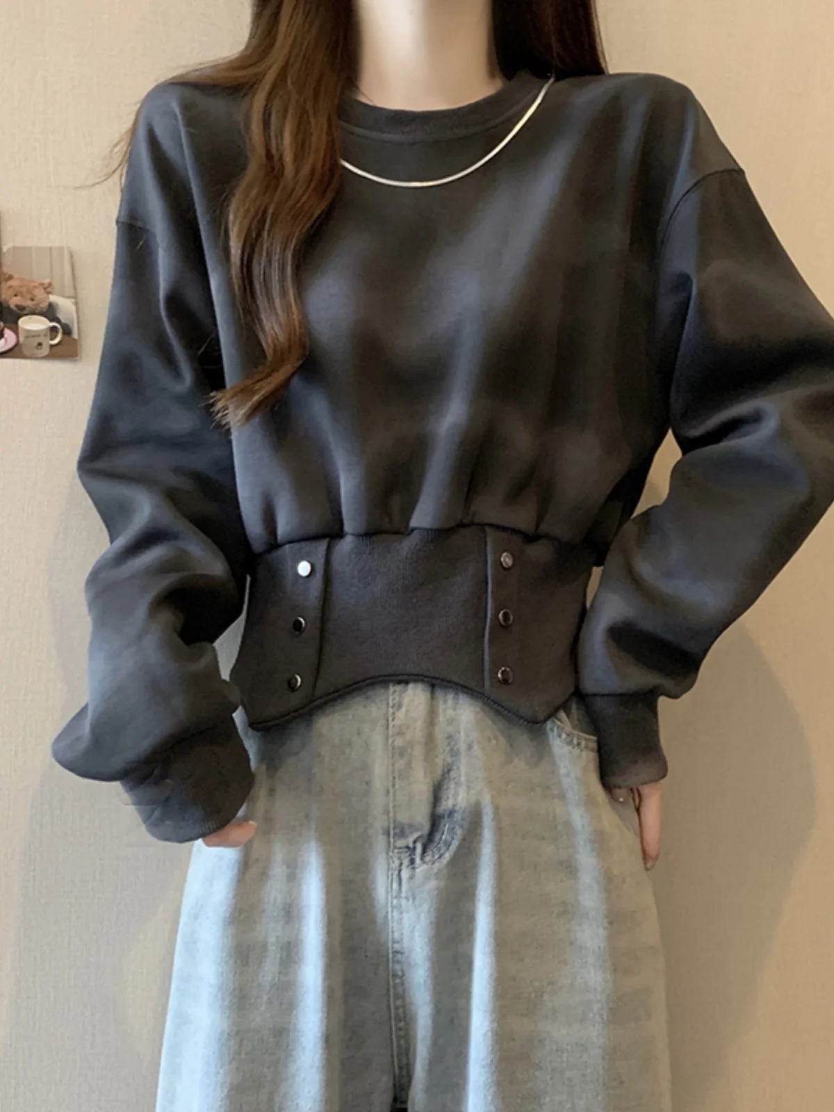 American Vintage Tie-Dye Hoodless Sweatshirt Women O-Neck Long Sleeve Slim Pullovers Cool Girl Fashion Irregular Short Top
American Vintage Tie-Dye Hoodless Sweatshirt Women O-Neck Long Sleeve Slim Pullovers Cool Girl Fashion Irregular Short Top