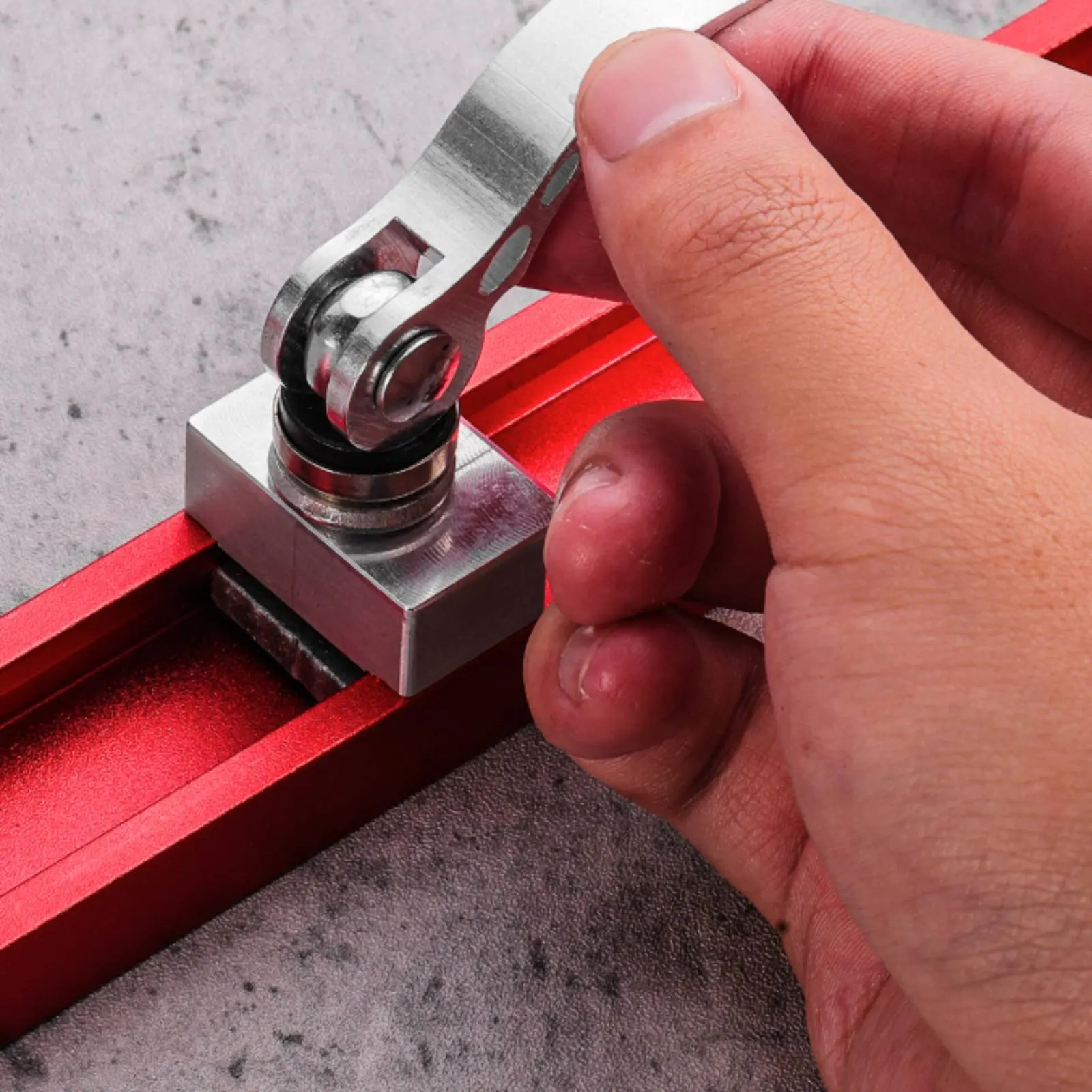 Adjustable Angle Cutting Guide Double Anti-Rebound Miter Gauge Table Saw Fence Easy Setup Aluminum Alloy Miter Gauge
Adjustable Angle Cutting Guide Double Anti-Rebound Miter Gauge Table Saw Fence Easy Setup Aluminum Alloy Miter Gauge