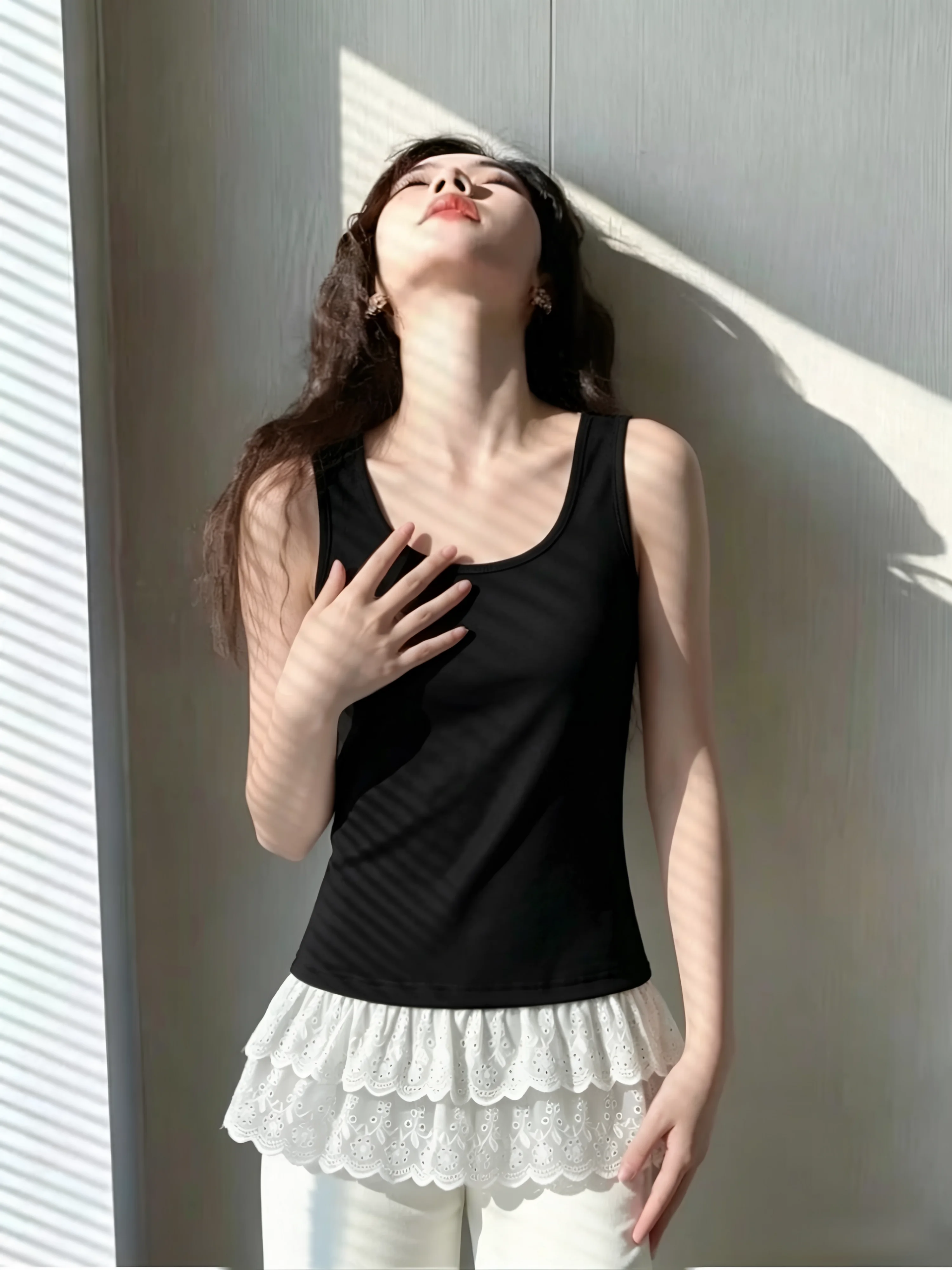 Women's Lace Hem Tank Top Sleeveless Inner Wear Base Layer Summer Simple Style Cotton 95% Spandex 5% Stretchy Tubing Fabric
Women's Lace Hem Tank Top Sleeveless Inner Wear Base Layer Summer Simple Style Cotton 95% Spandex 5% Stretchy Tubing Fabric