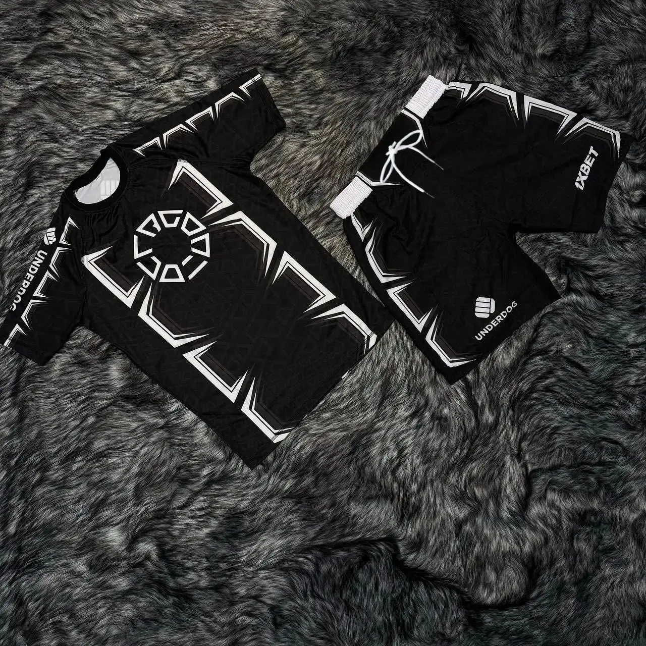 2026 Summer Competition Jersey Breathable T-shirt&Shorts Adult Casual Round Neck Short Sleeve Boxing Top Adult
2026 Summer Competition Jersey Breathable T-shirt&Shorts Adult Casual Round Neck Short Sleeve Boxing Top Adult