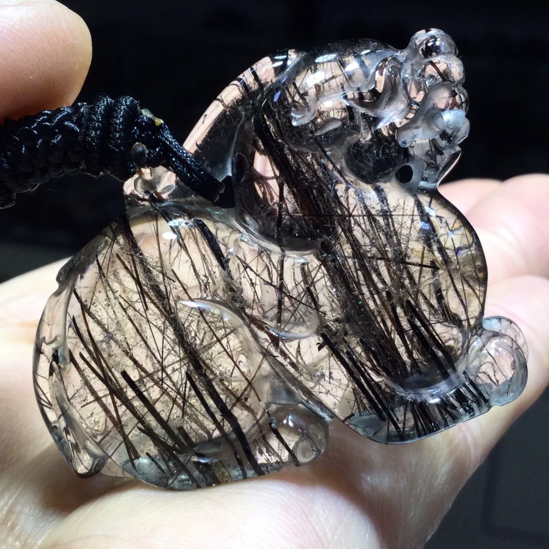 Natural Black Rutilated Quartz Pendant Cat Eye Rutilated Quartz Jewelry 35*48*15mm Women Brazil AAAAAAA
Natural Black Rutilated Quartz Pendant Cat Eye Rutilated Quartz Jewelry 35*48*15mm Women Brazil AAAAAAA