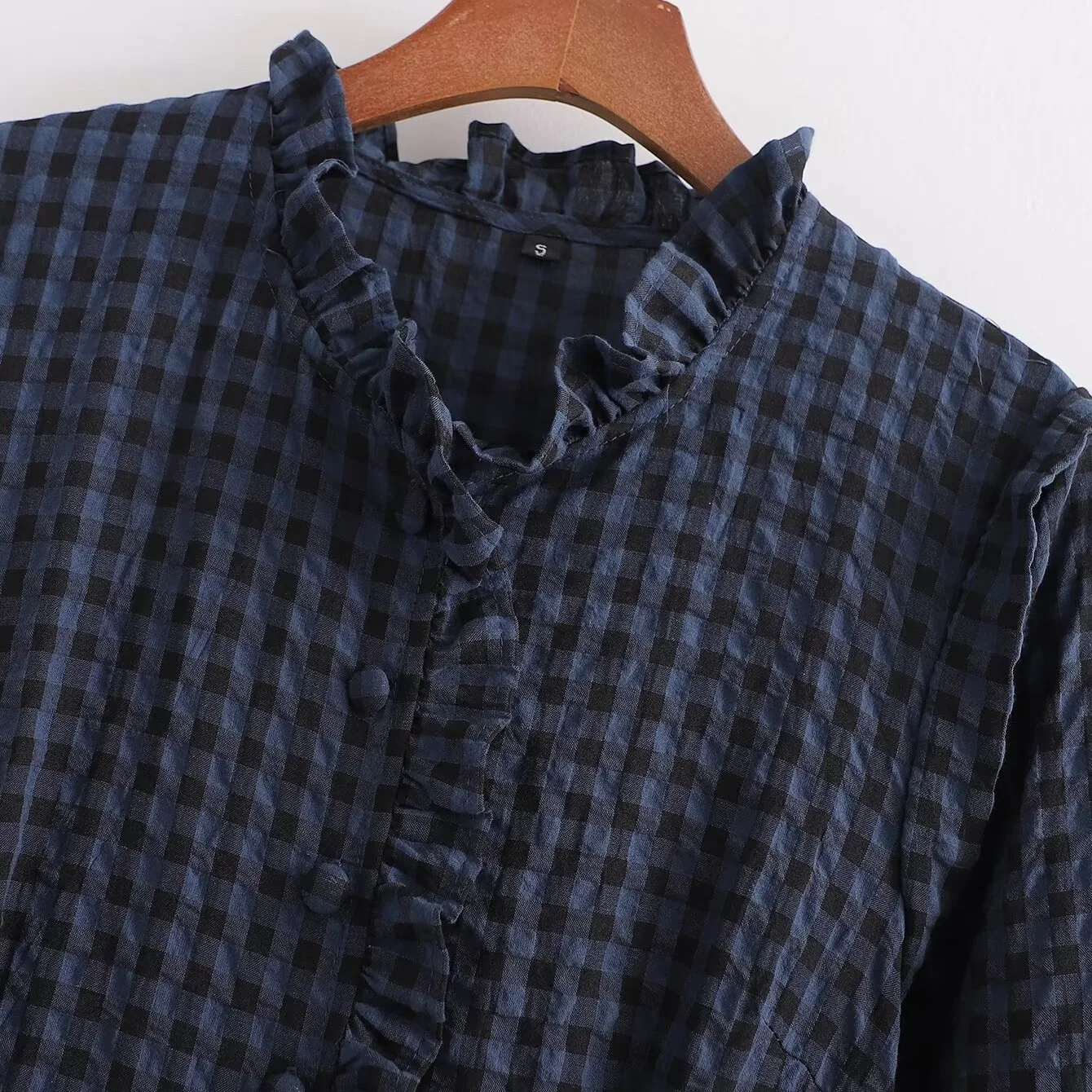 Blue Casual Plaid Ruffle Jumpsuit Women Fashion Full Sleeve Single Breasted V-neck Slim Jumpsuits 2026 Lady Spring Autumn Wear
Blue Casual Plaid Ruffle Jumpsuit Women Fashion Full Sleeve Single Breasted V-neck Slim Jumpsuits 2026 Lady Spring Autumn Wear