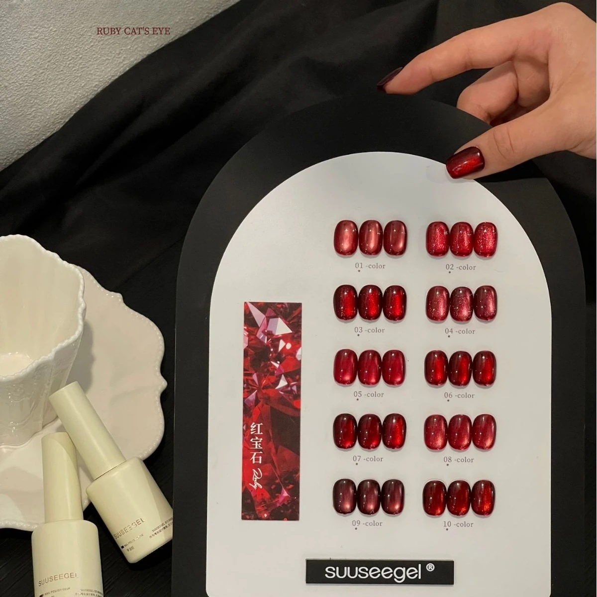 10Colors 15ML Wine Red Cat Magnetic Nail Gel Polish Super Shiny Ruby Red Cat Eye UV Gel Soak Off Semi-Permanent Nail Art Varnish
10Colors 15ML Wine Red Cat Magnetic Nail Gel Polish Super Shiny Ruby Red Cat Eye UV Gel Soak Off Semi-Permanent Nail Art Varnish