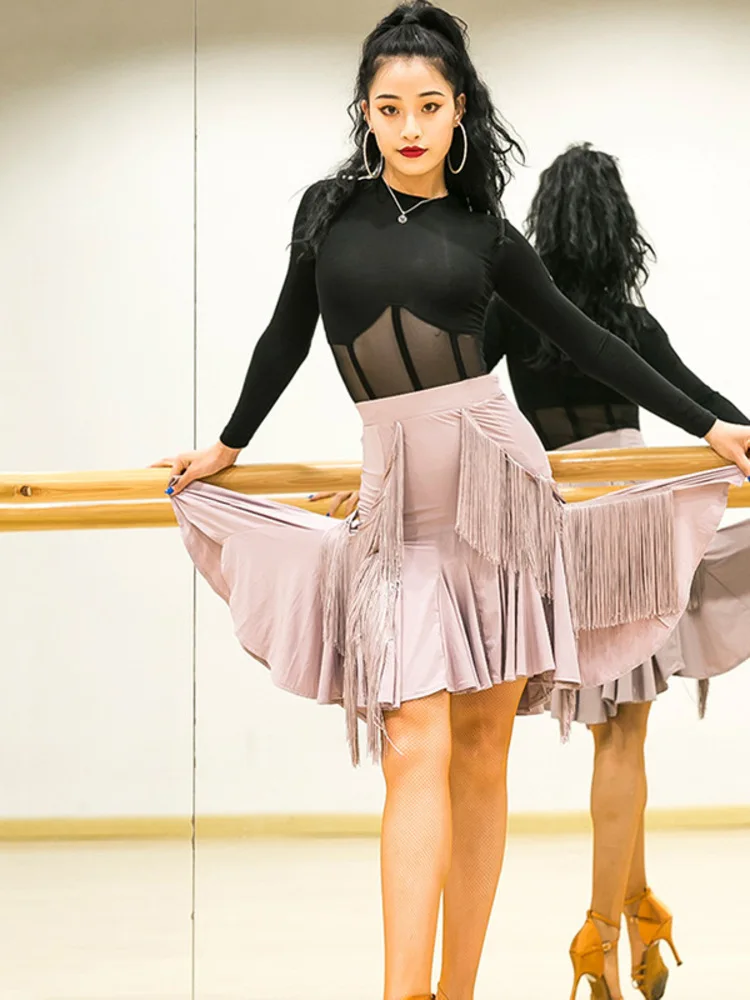 Solid Color Latin Dance Practice Line Skirts Costume Classical Tassel Competition Women Jazz High Waist Sports Skirt
Solid Color Latin Dance Practice Line Skirts Costume Classical Tassel Competition Women Jazz High Waist Sports Skirt