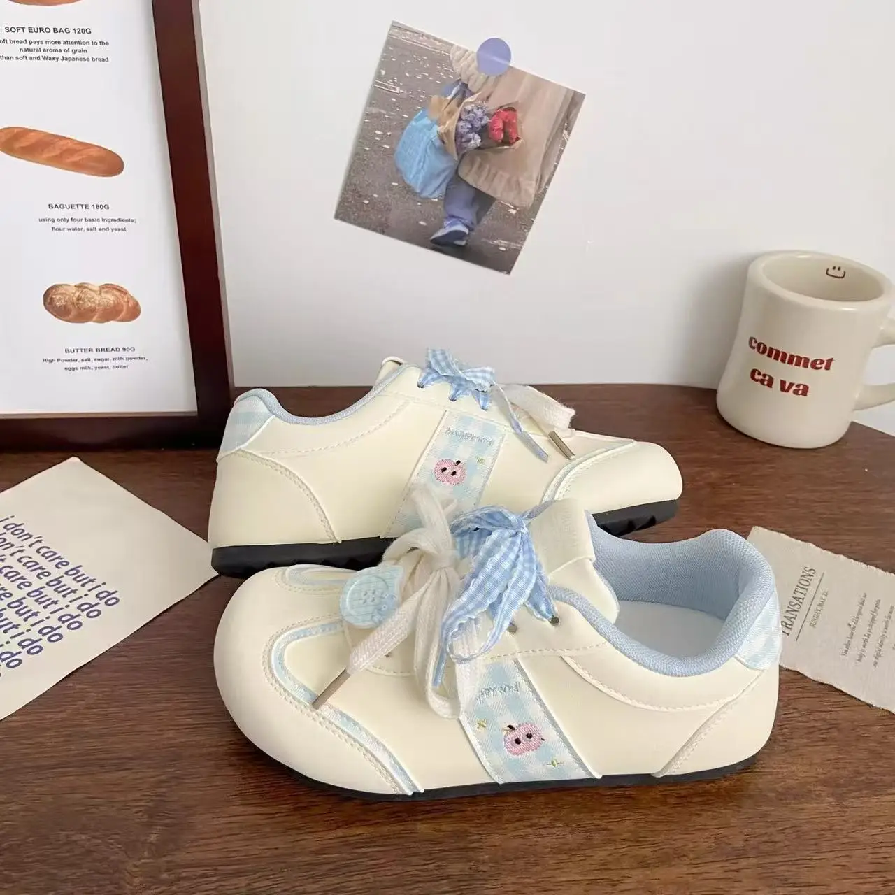 2026 Girls' Spring/Summer New Style Sneakers Pink Cute Flower Fashion Versatile Casual Shoes Leather Upper Non-Slip Soft Sole
2026 Girls' Spring/Summer New Style Sneakers Pink Cute Flower Fashion Versatile Casual Shoes Leather Upper Non-Slip Soft Sole