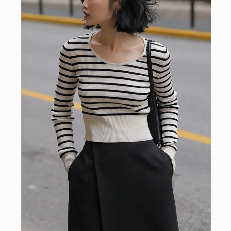 Retro Sli Bla White Striped Knitted Sweater Women's Spring Autumn New Sle Waist Cinching Slimming ort Top
Retro Sli Bla White Striped Knitted Sweater Women's Spring Autumn New Sle Waist Cinching Slimming ort Top